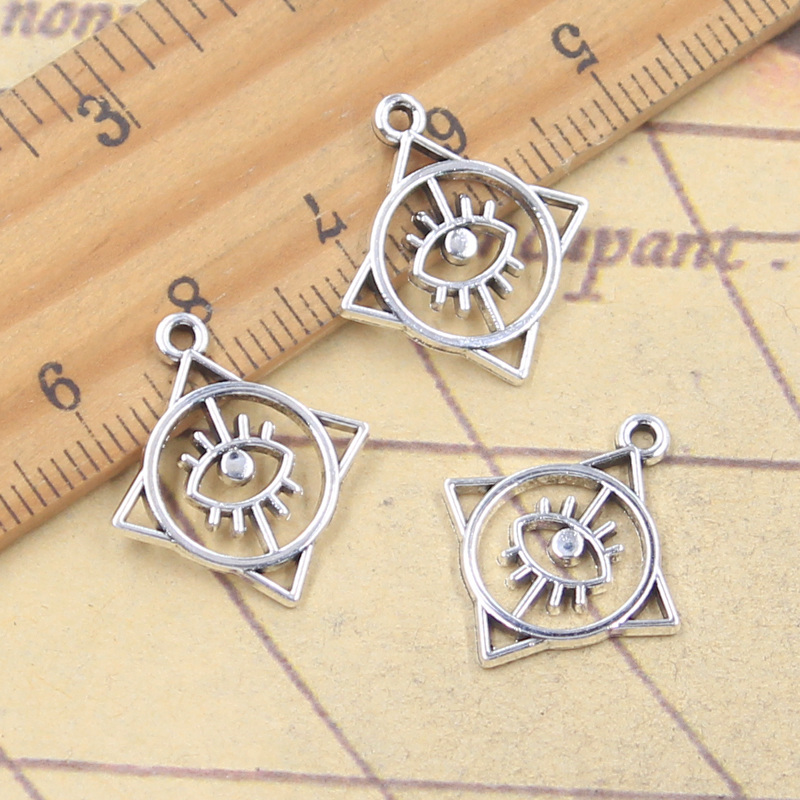 Vintage Fashion Finds - 20 Stück Charms, quadratisch, rundes Auge,