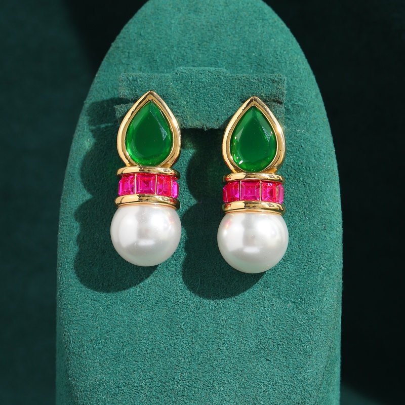 Vintage-Ohrringe aus grünem Gl – Vintage Fashion Jewelry Brands Bewertung und Preis