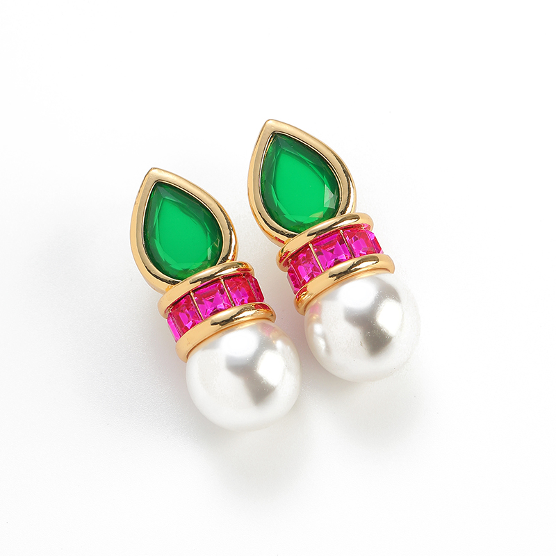 Vintage-Ohrringe aus grünem Gl – Vintage Fashion Jewelry Brands Bewertung und Preis