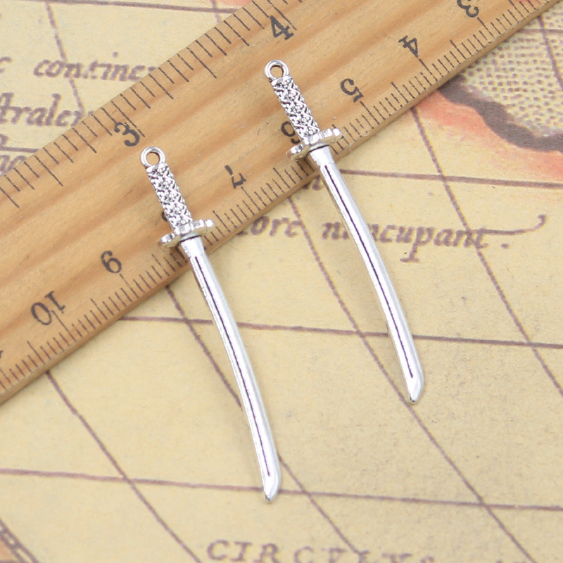 20 Stück Charms Katana Messer  – Vintage Fashion Finds Bewertung und Preis