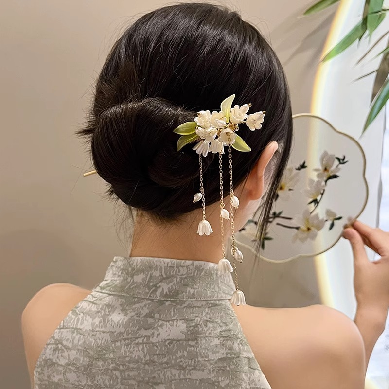 Elegante chinesische Stil Haar – Vintage Fashion In Chinese Bewertung und Preis