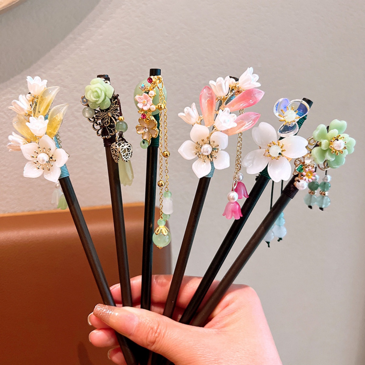 Exquisite Blume Quaste Holz Ha – Vintage Fashion In Chinese Bewertung und Preis